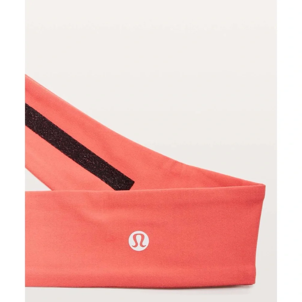 Lululemon Fly Away Tamer Headband II Poppy Coral Luxtreme Lycra Sweat Wicking